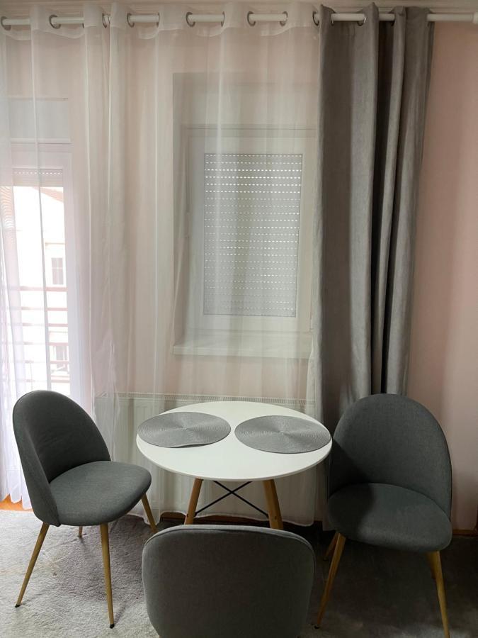 Apartment Cactus 021 Novi Sad Ngoại thất bức ảnh