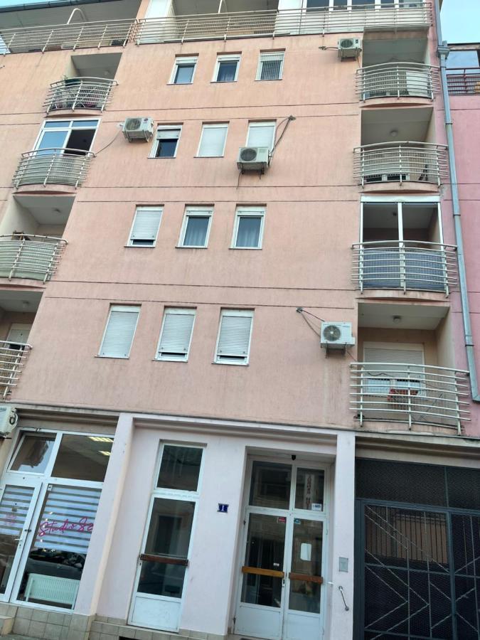 Apartment Cactus 021 Novi Sad Ngoại thất bức ảnh